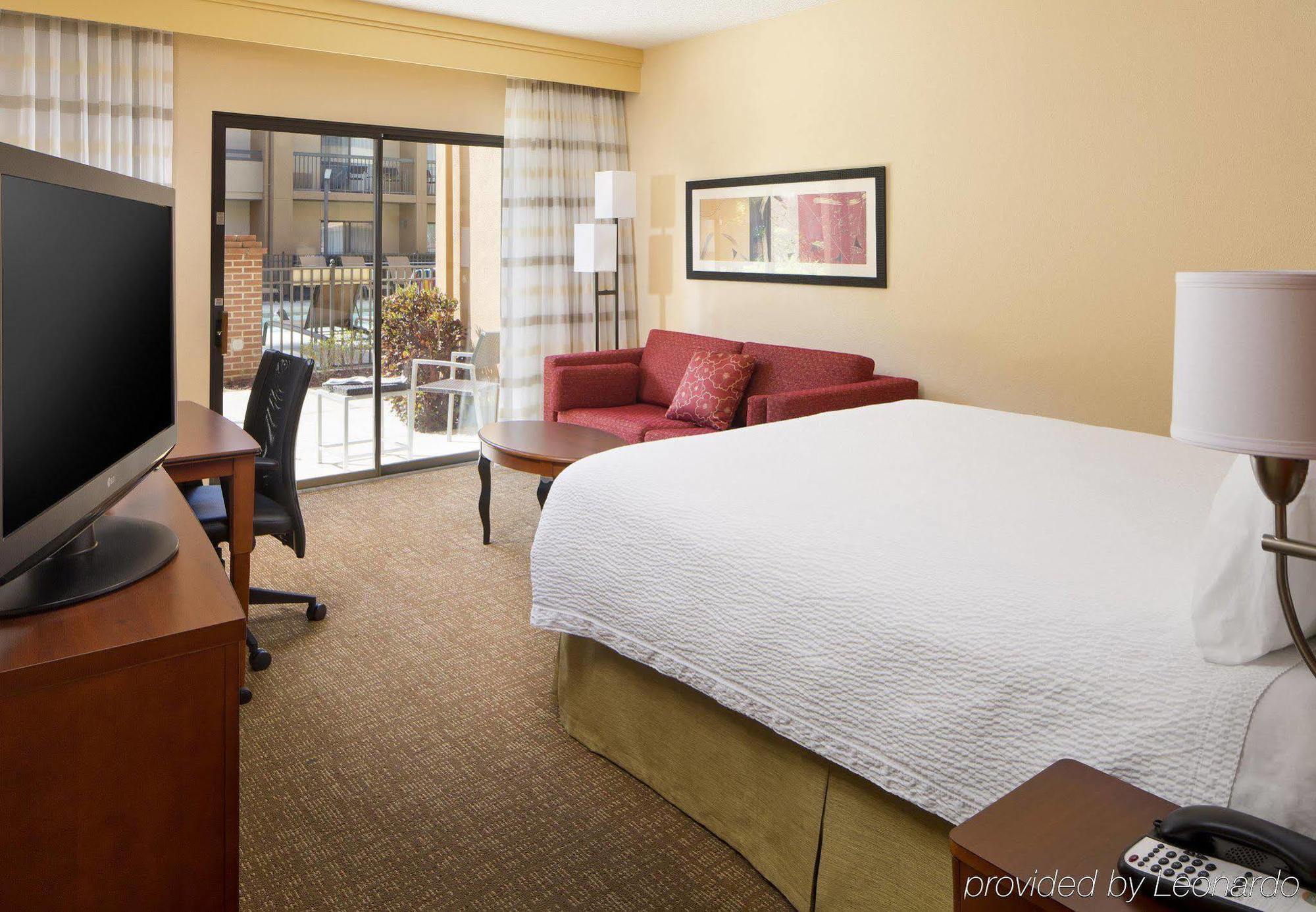 Hotel Courtyard St. Petersburg Clearwater Extérieur photo